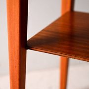 Table de chevet scandinave en teck et acajou des années 1950