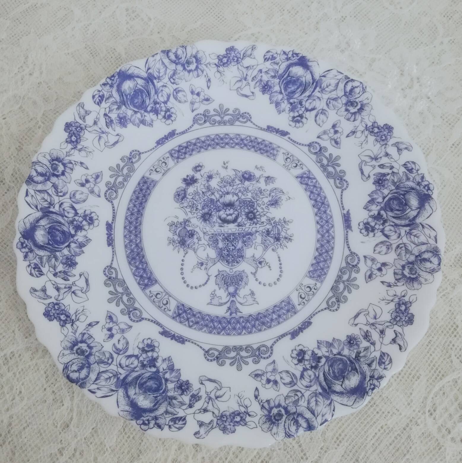 Lot de 9 assiettes à dessert vintage