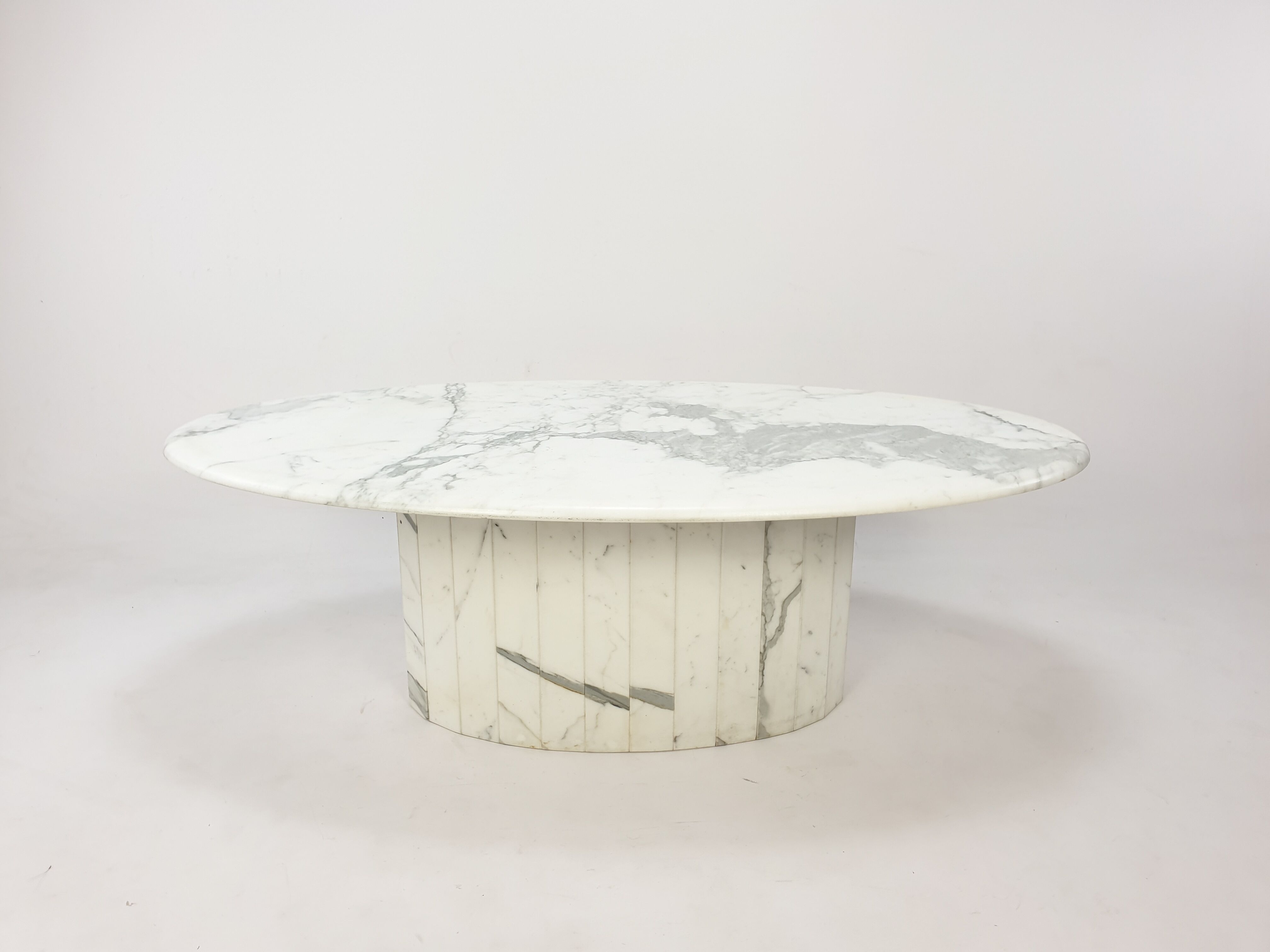 Mid-century italian marble oval coffee table, 1980s
