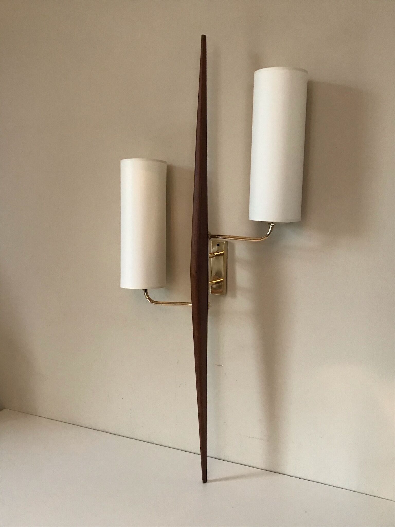 Brass and teak sconce design Lunel 1960