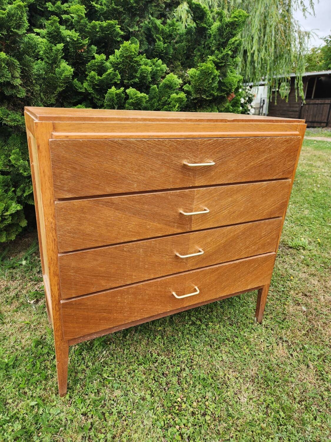 Antique vintage chest of drawers with spindle legs and 4 drawers, 1970s
