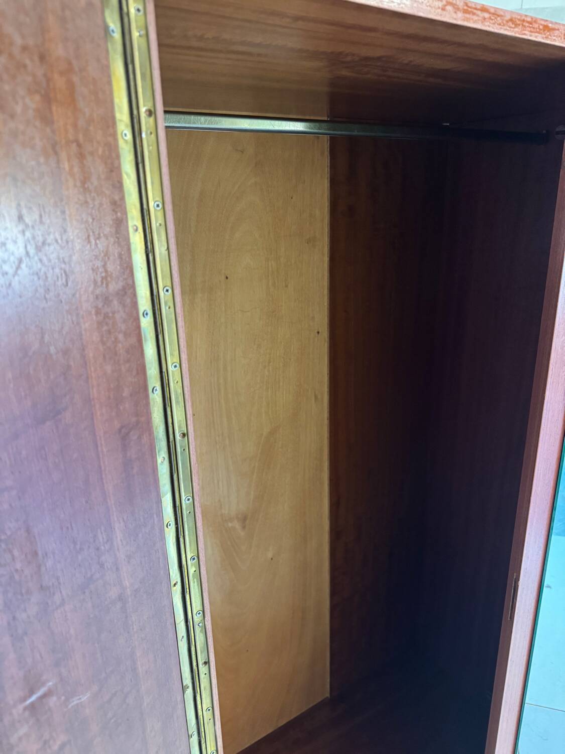 Armoire vintage scandinave