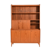 Bibliothèque scandinave avec bureau gigogne