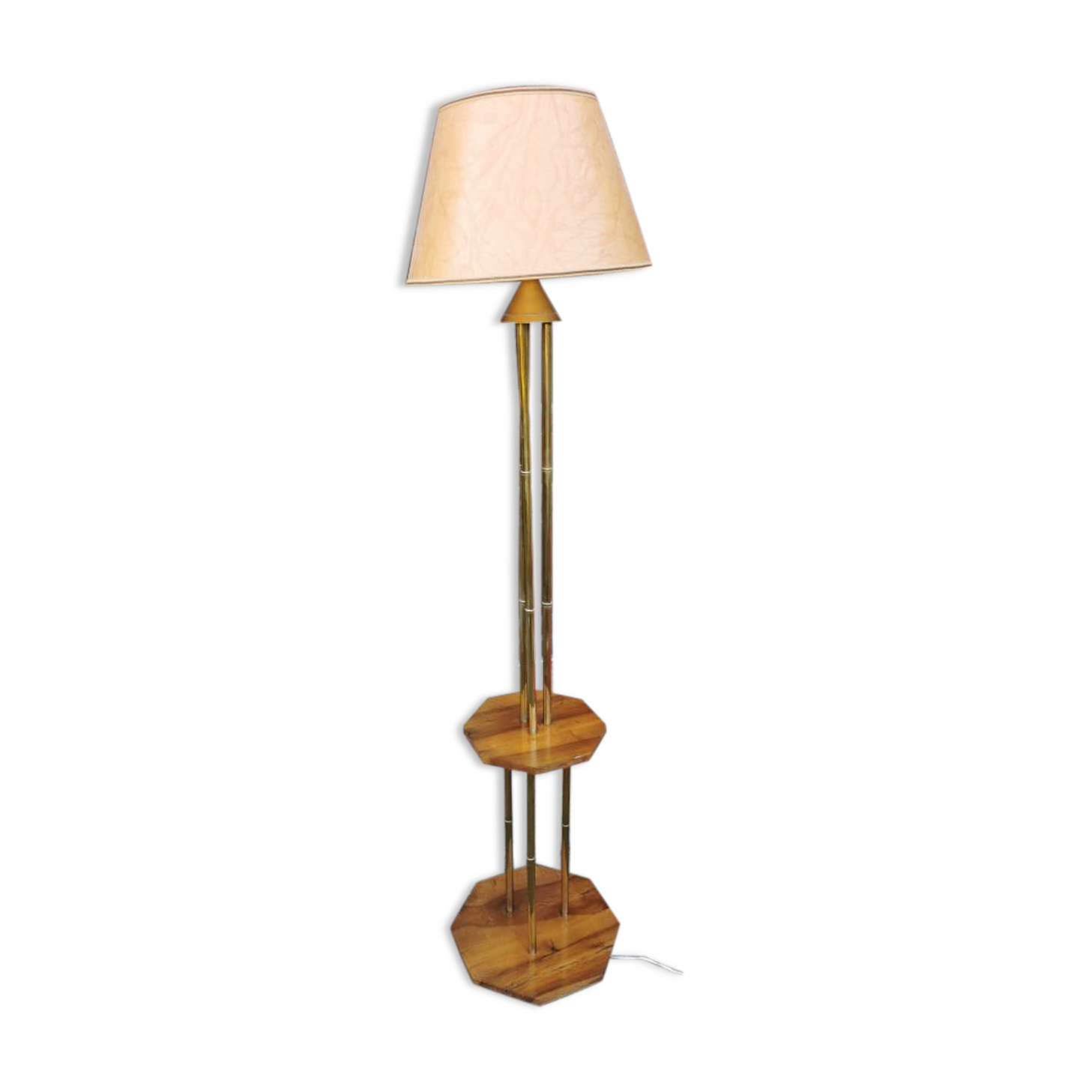 Floor lamp with lampshade