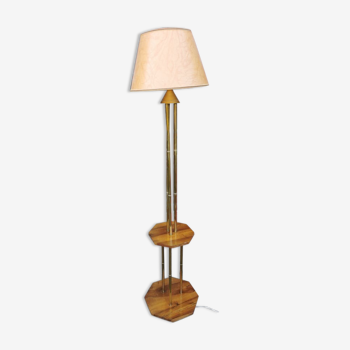 Floor lamp with lampshade