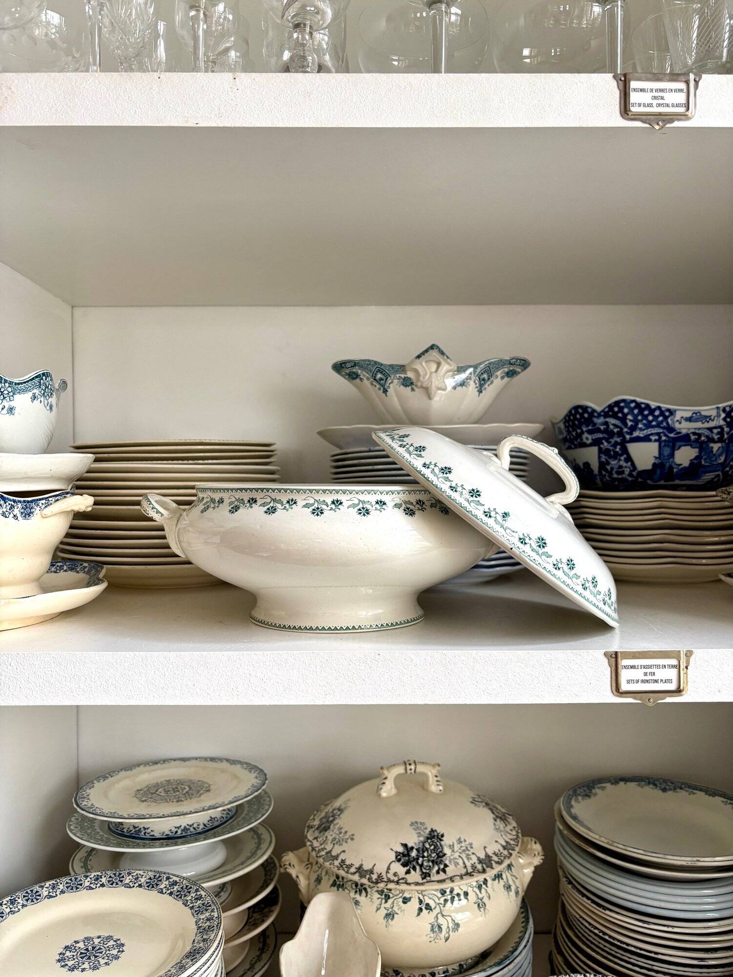 Moulin des Loups ironstone soup tureen, "Georgette" service