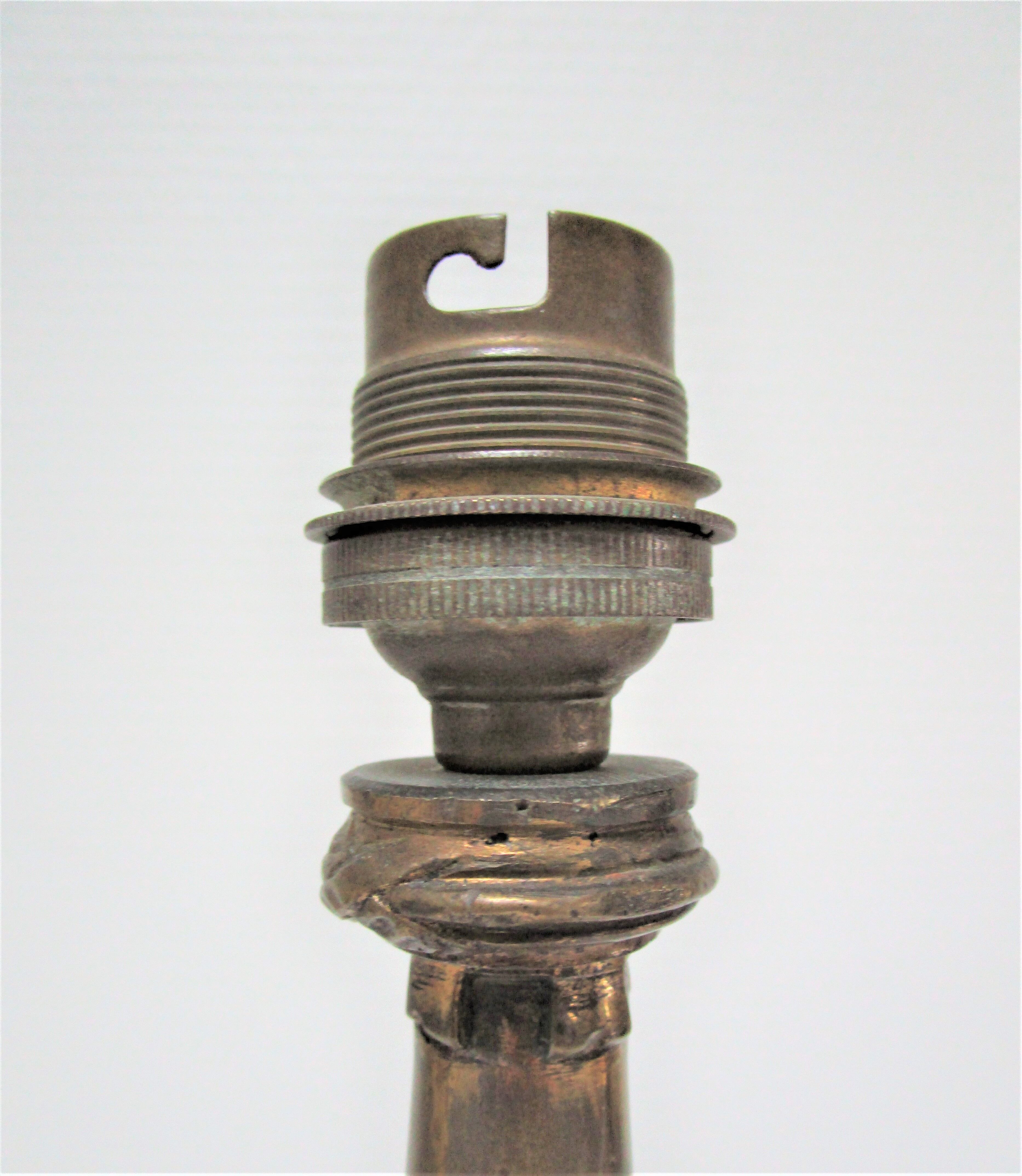 Patinated bronze lamp neo classic vintage style