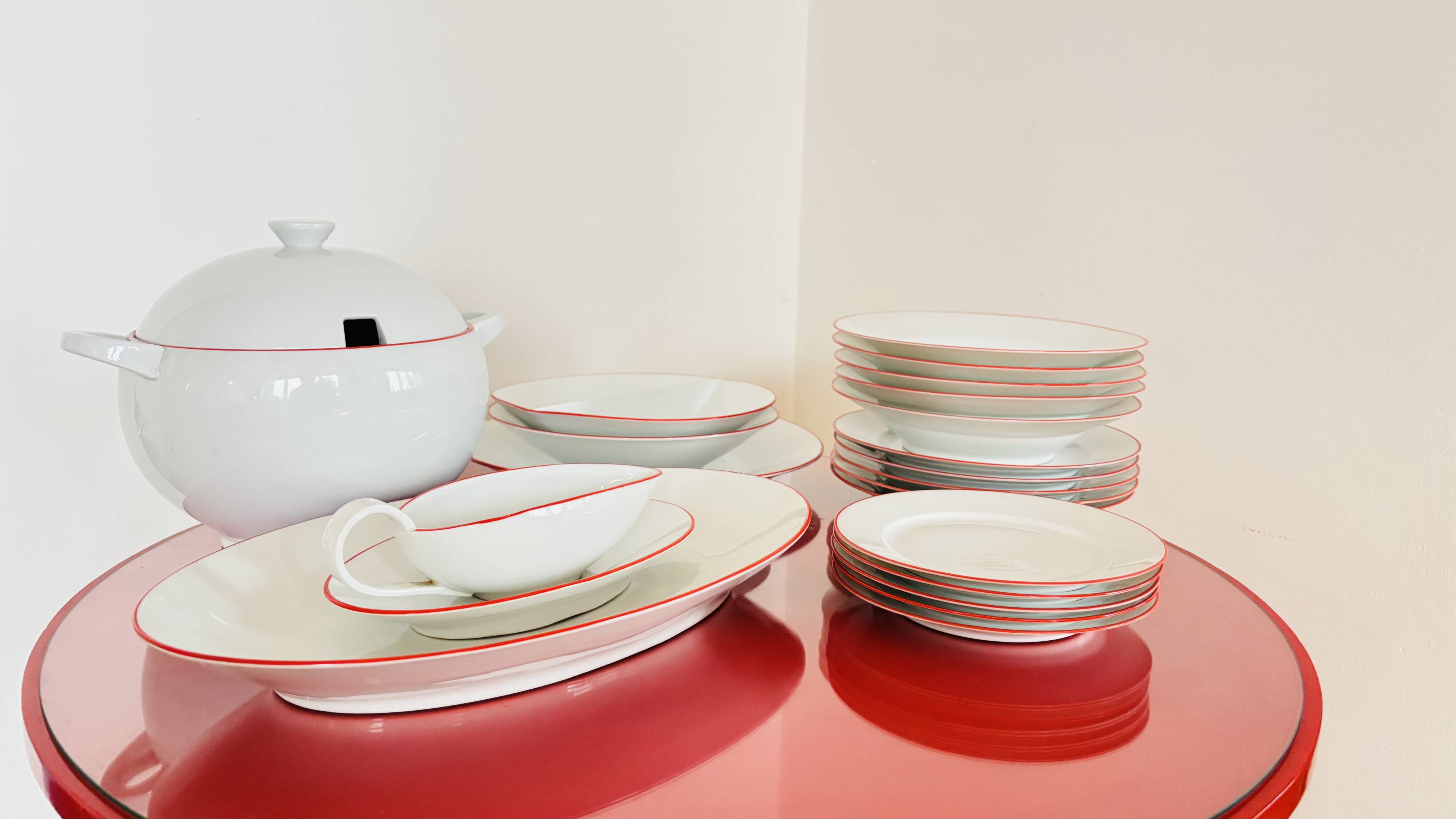 Ladislav Sutnar, dining set by Krasna Jizba, Czechoslovakia, 1903