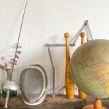 Old fencing mask set and its foil