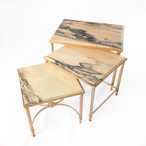 Tables gigognes en laiton et marbre