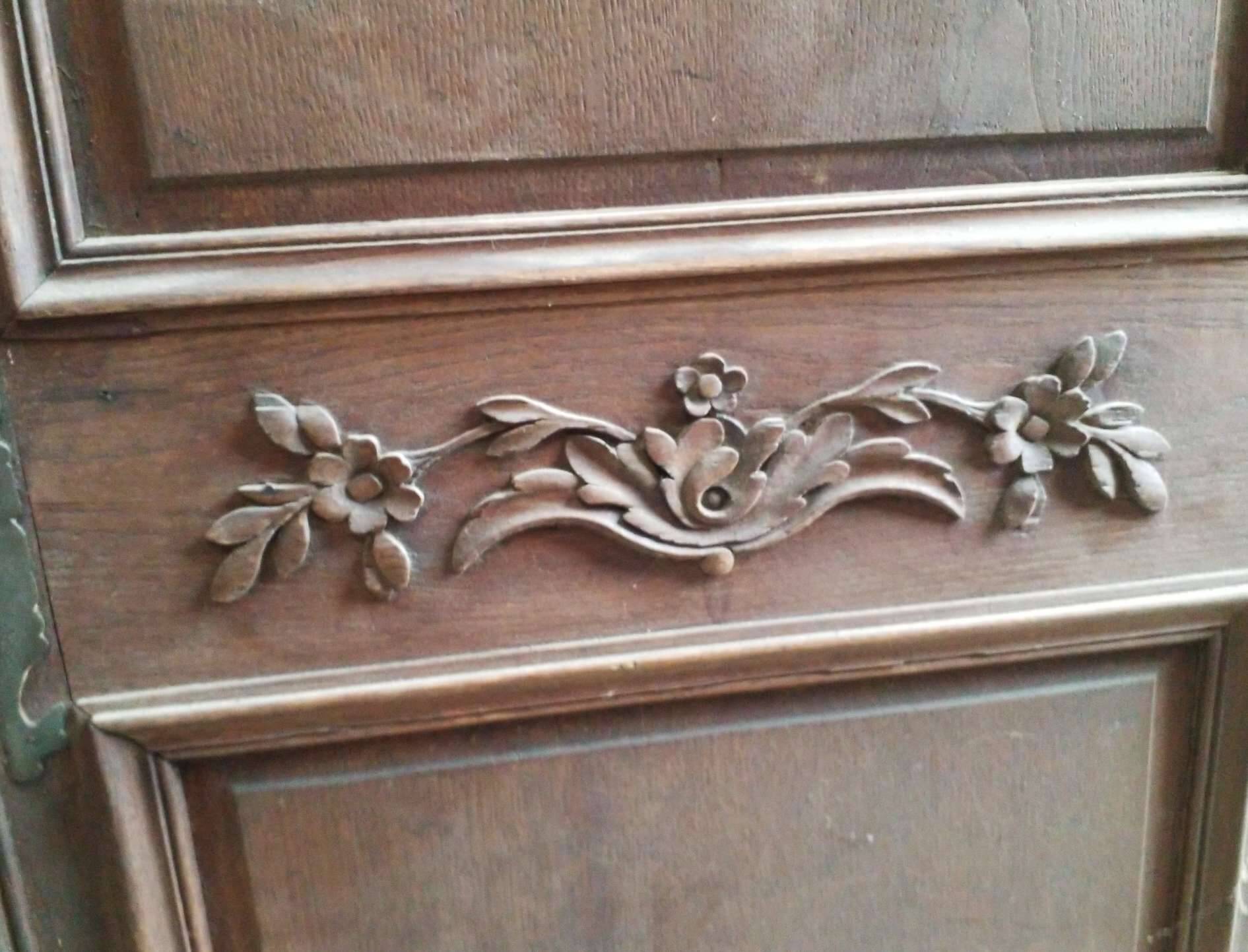 Pair of cabinet doors