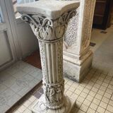 Small stone column