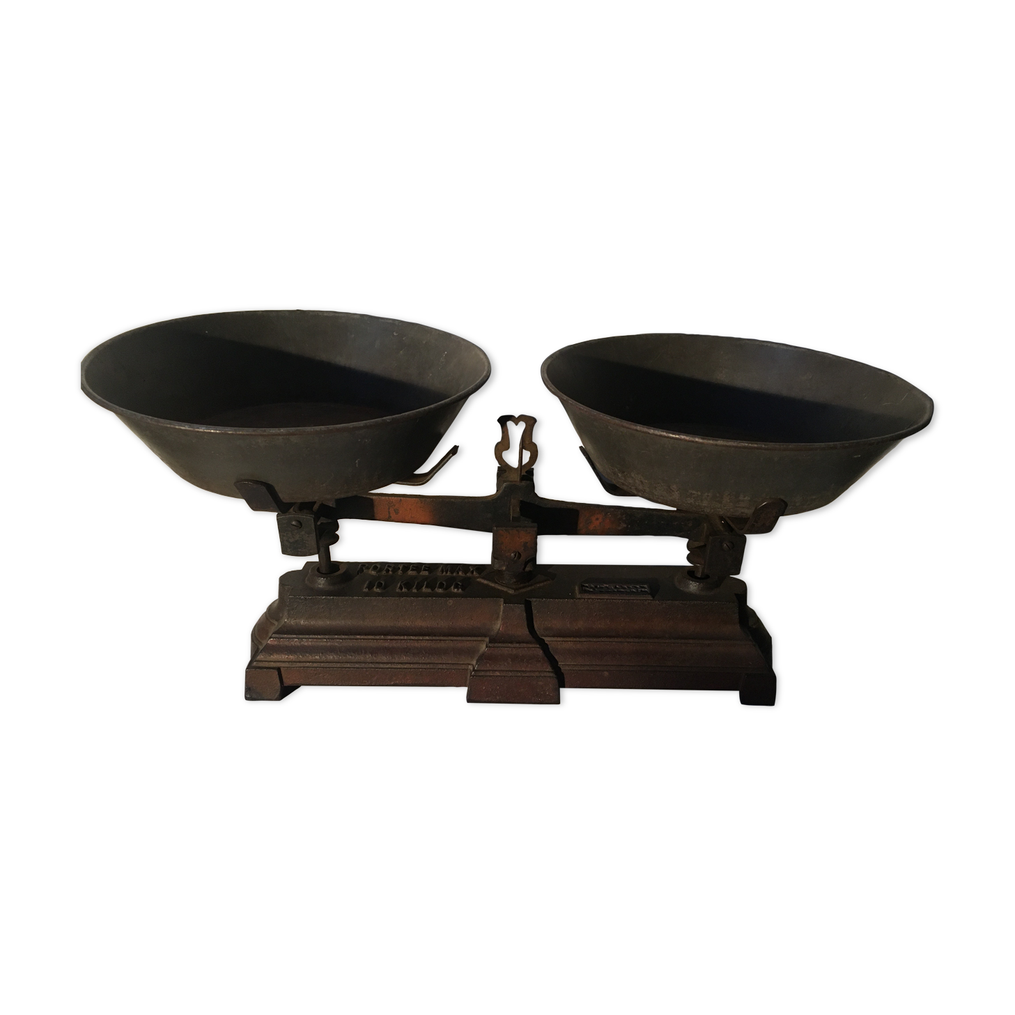 Cast iron merchant balance