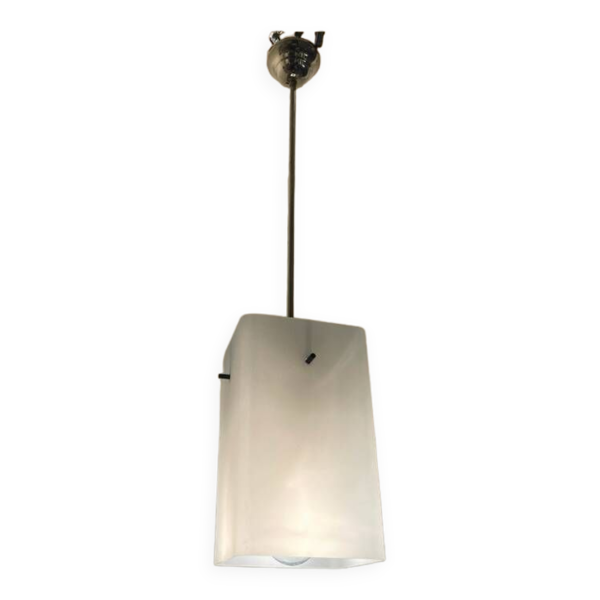 Suspension lumineuse en verre opalin Stilnovo années 1950