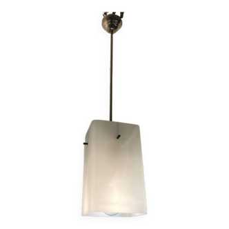 Suspension lumineuse en verre opalin Stilnovo années 1950