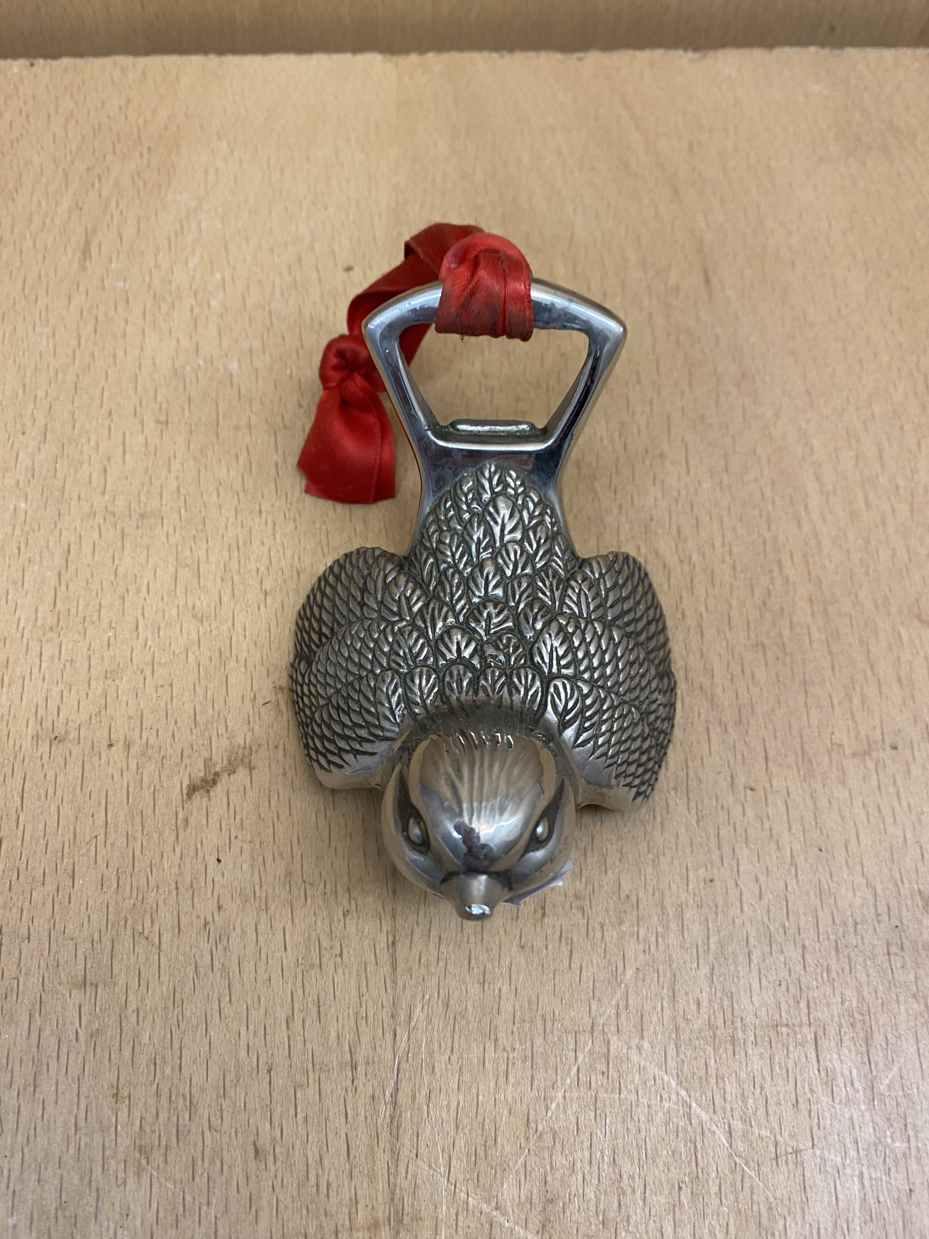 Bird bottle opener