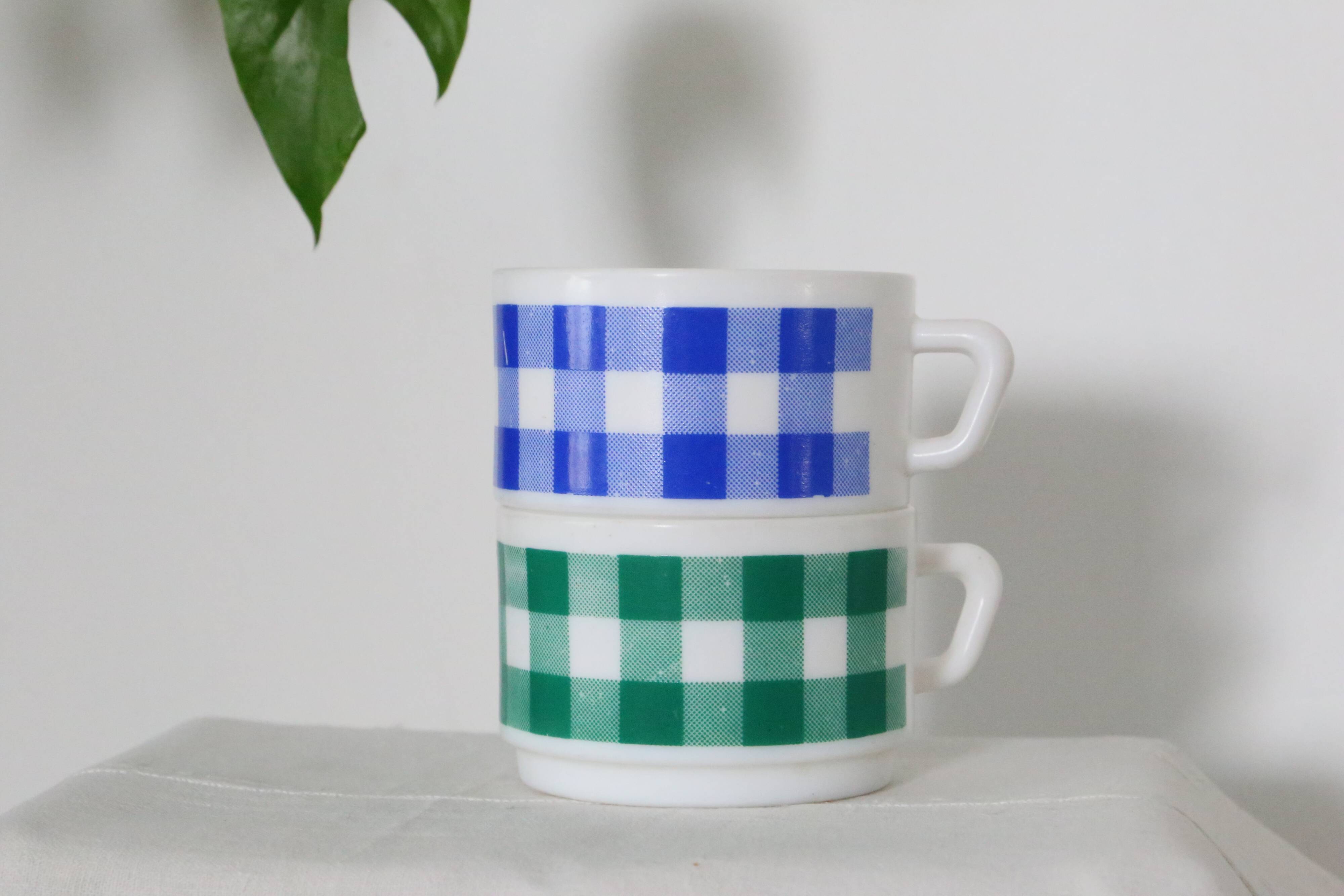 Large Arcopal x2 cups, vintage French