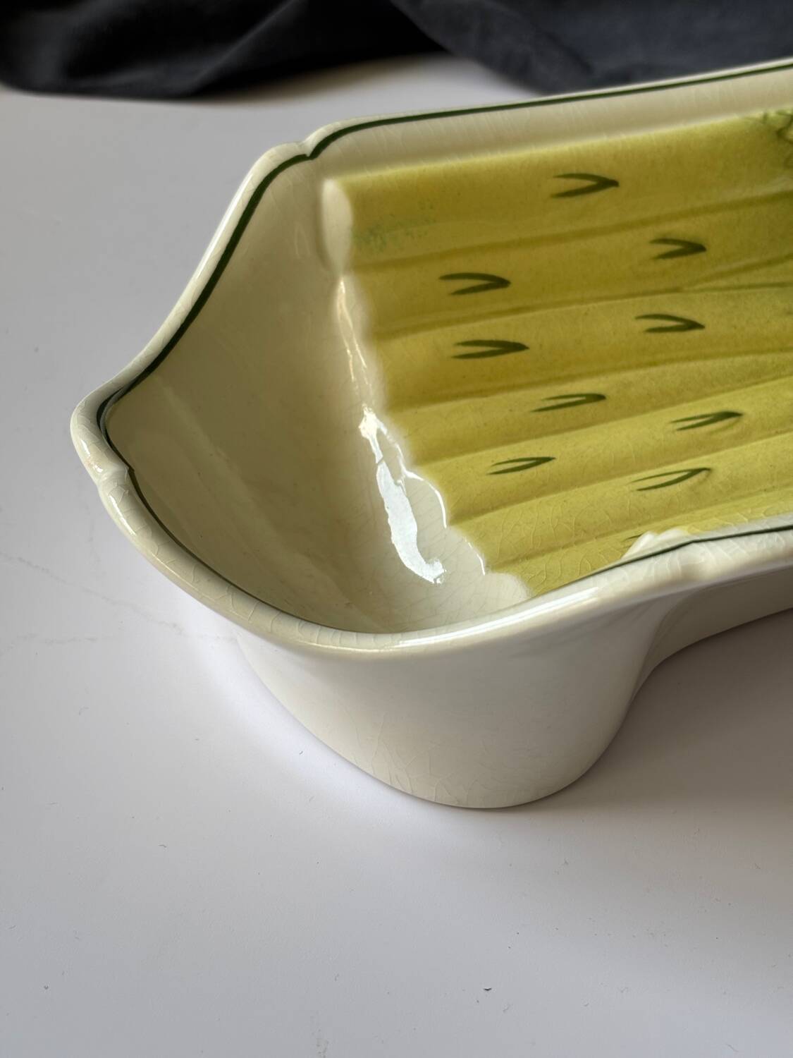 Salins Auxonne model asparagus dish