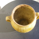 Old confit pot