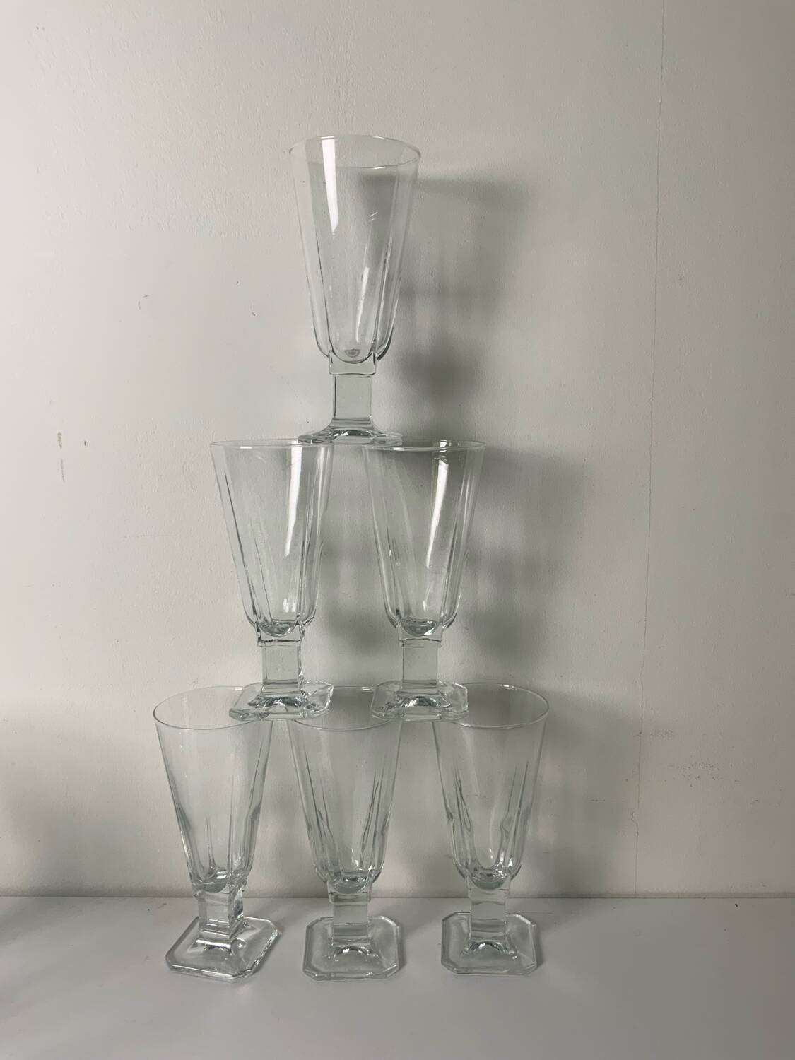 12 stemmed glasses