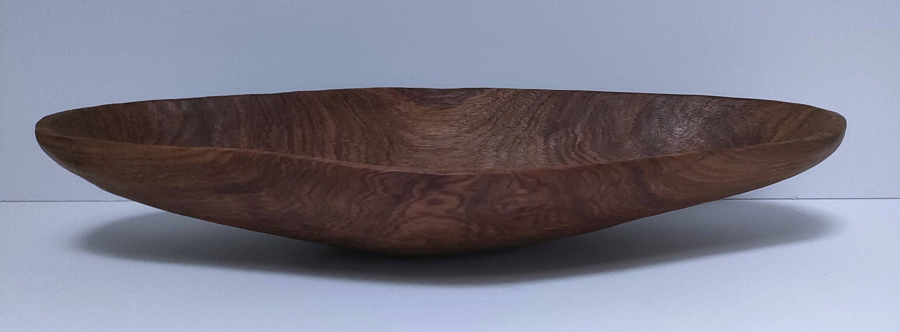 Oblong cut solid wood carved monoxyl