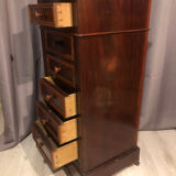 Antique chest of drawers