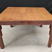 Lot table et ses 6 chaises Art déco de Saddier & fils