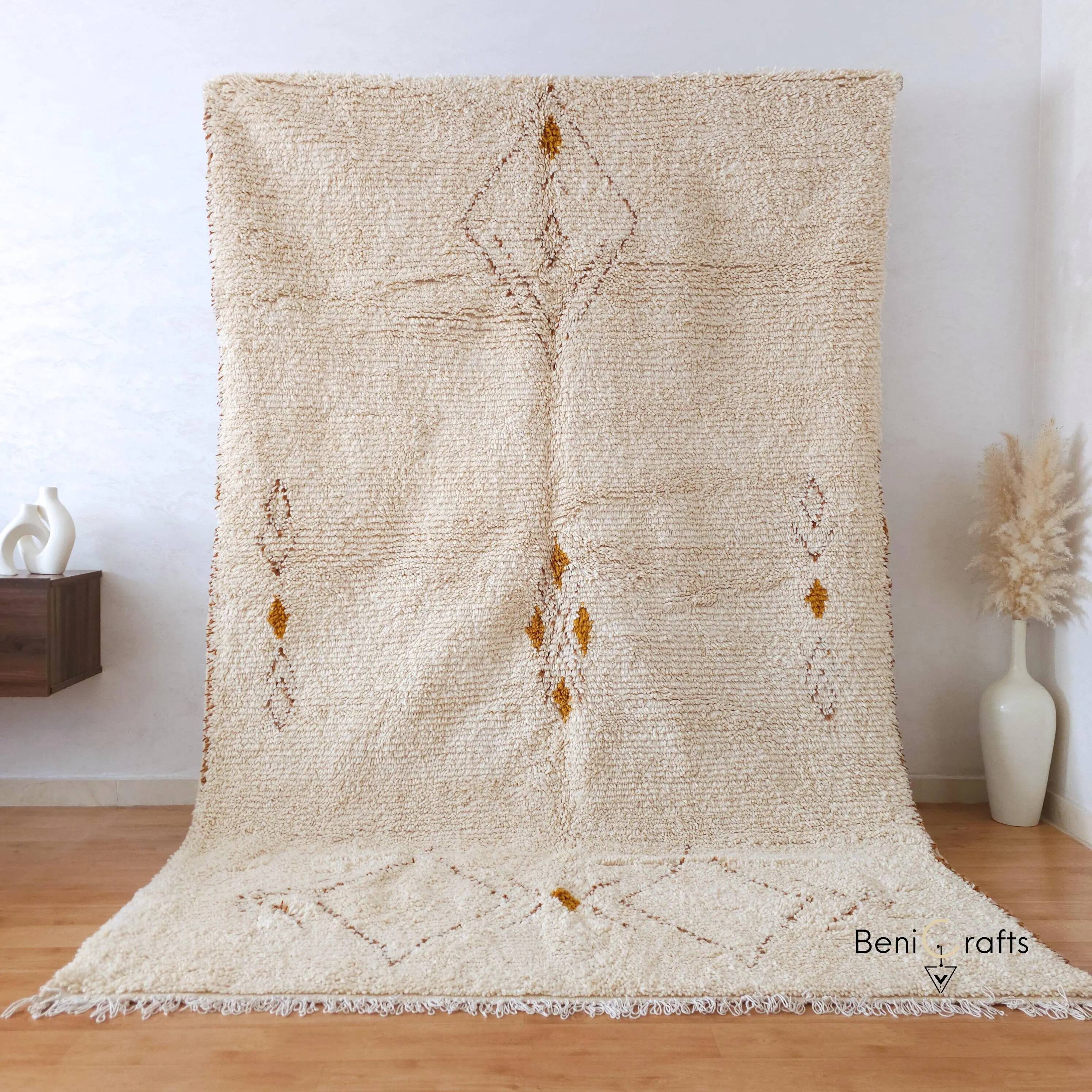Handwoven Moroccan rug 3 x 2 m