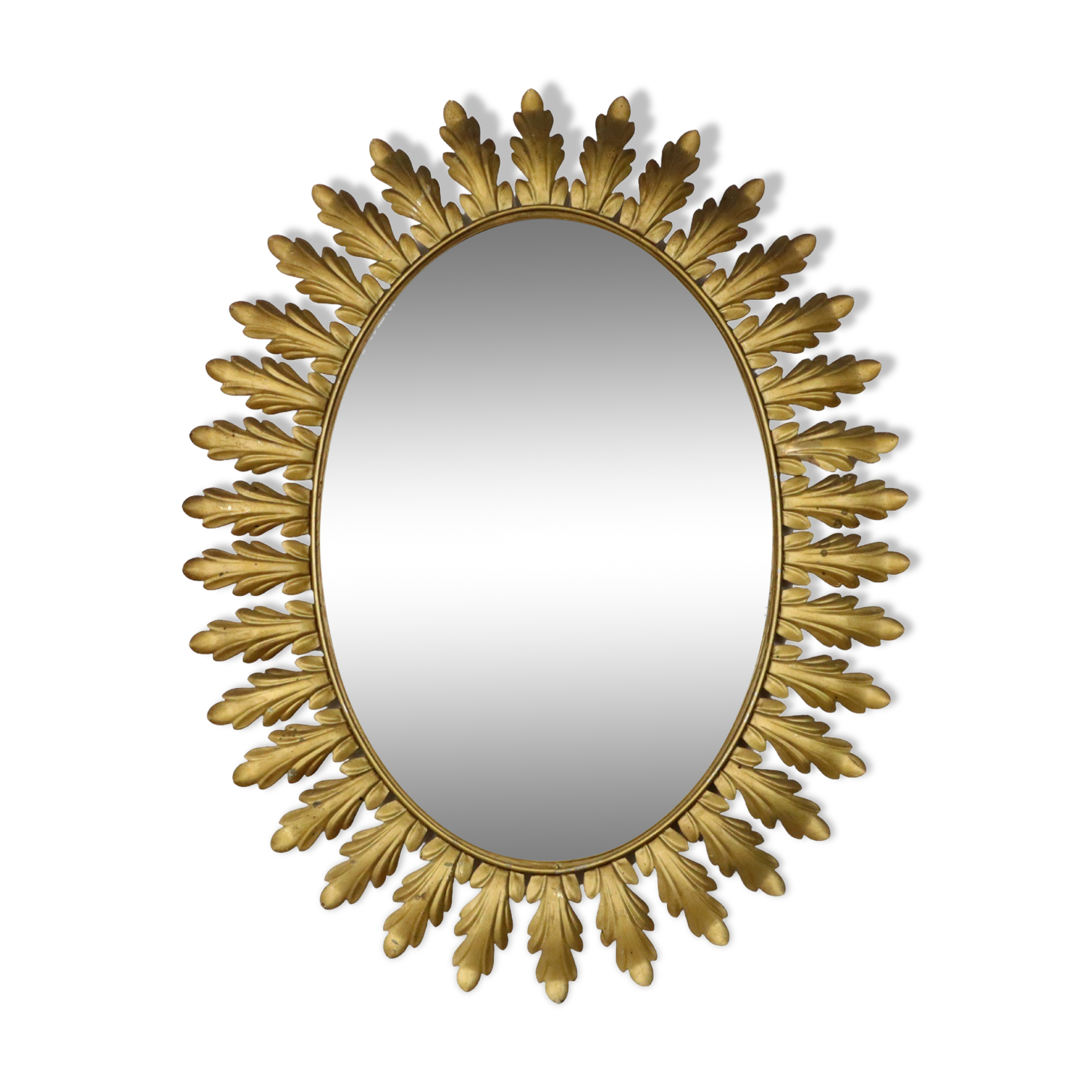 Deknudt sun mirror sunburst mirror oval gold-colored metal 70x56cm