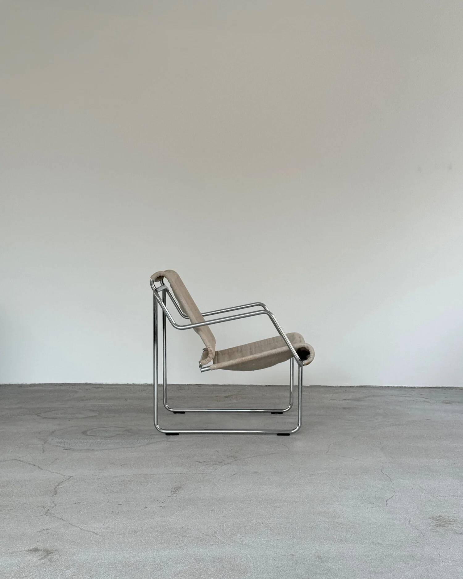 Beige Avarte Pressu chair by Yrjö Kukkapuro 1990s