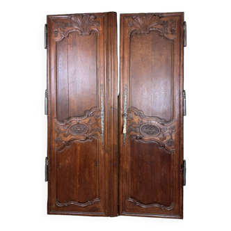 Louis XV period woodwork doors in carved oak around 1750