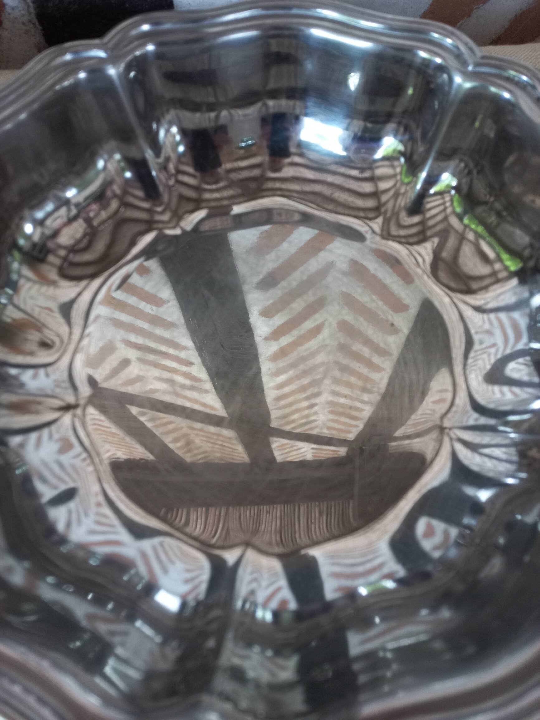 Round stainless steel dish 1970