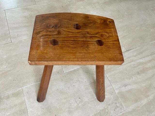 Tripod stool in solid oak 1950