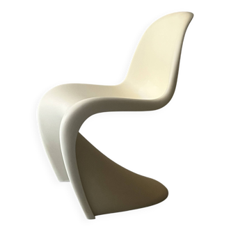 Kids design chair de Verner Panton pour Vitra