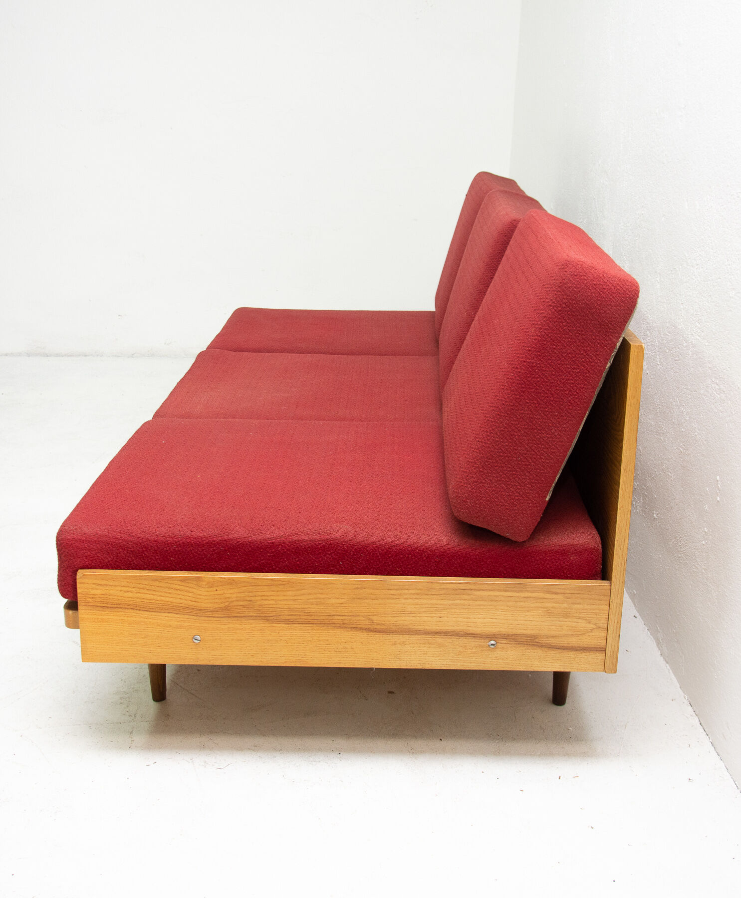 Daybed for UP Zavody, 1950 Czechoslovakia