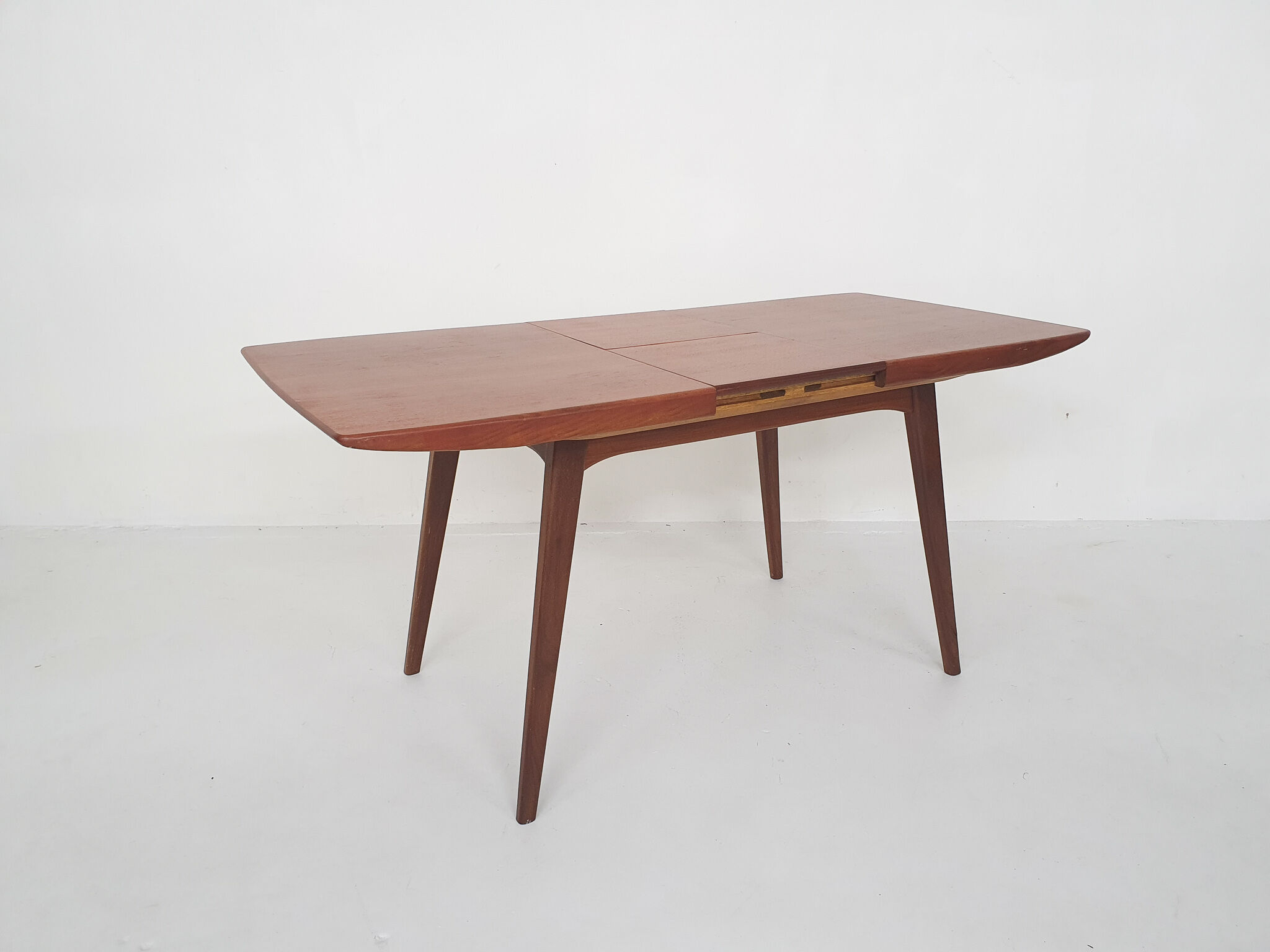 Louis van Teeffelen for Webe teak extendable dining table, The Netherlands 1950's