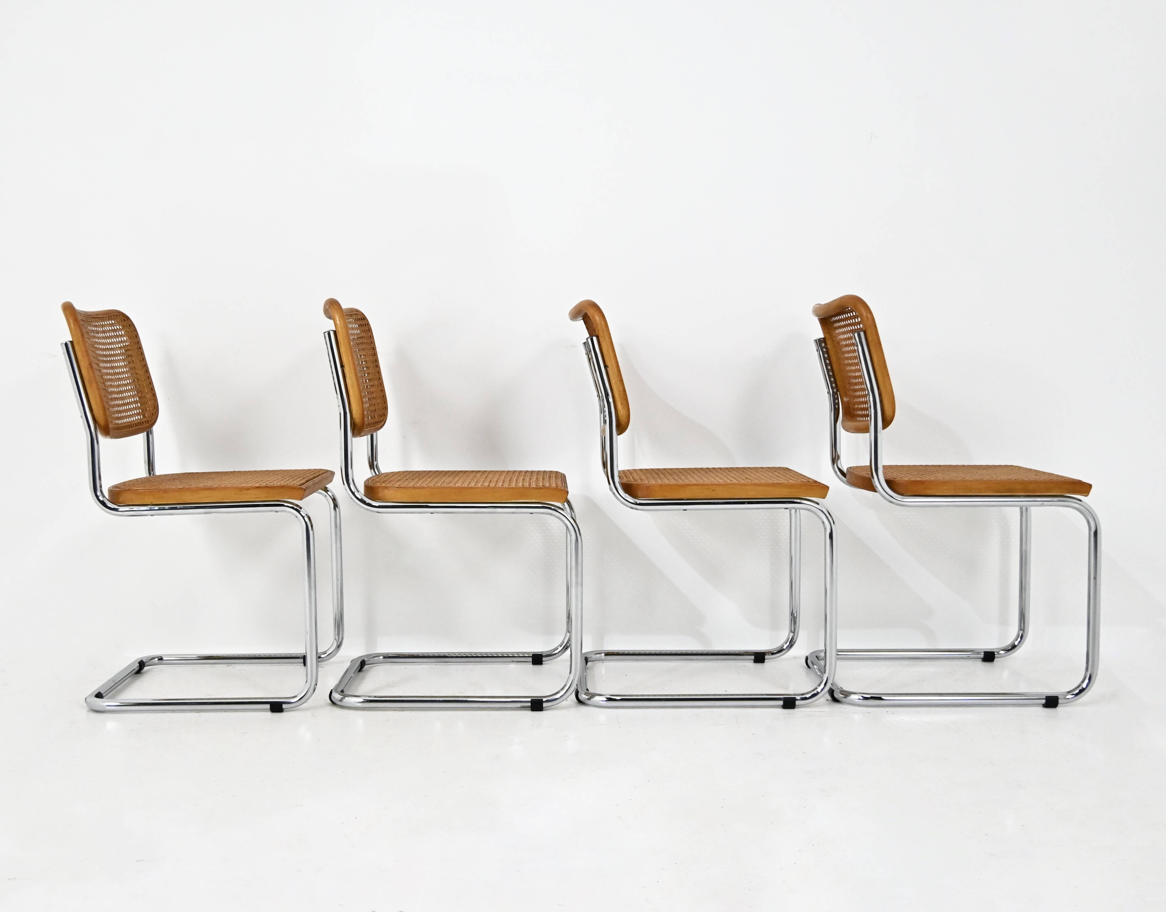 Set of 4 dining chairs Style B32 by Marcel Breuer