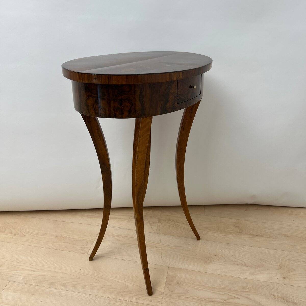 Oval Biedermeier Side Table with Drawer in Walnut Veneer, South Germany, 1820