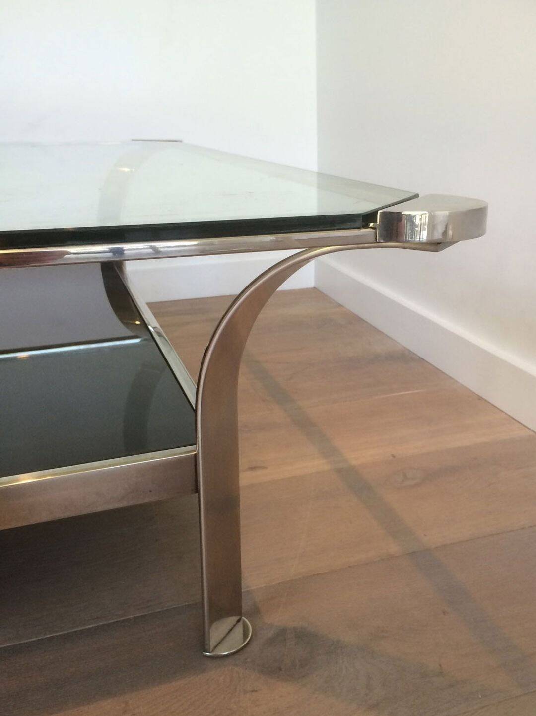 Table basse en chrome à double plateau en verre