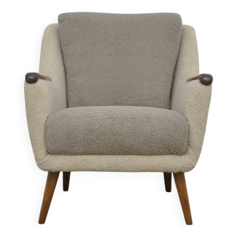Mid-century boucle Cocktail Armchair, 1960s