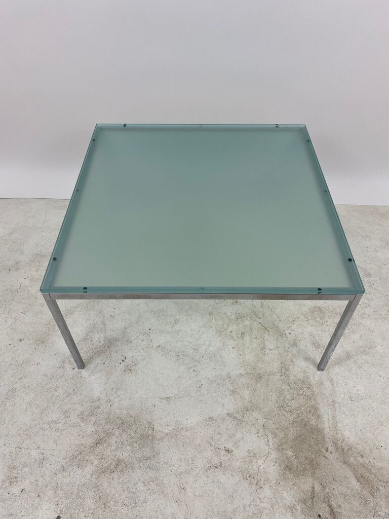 Table by Florence Knoll