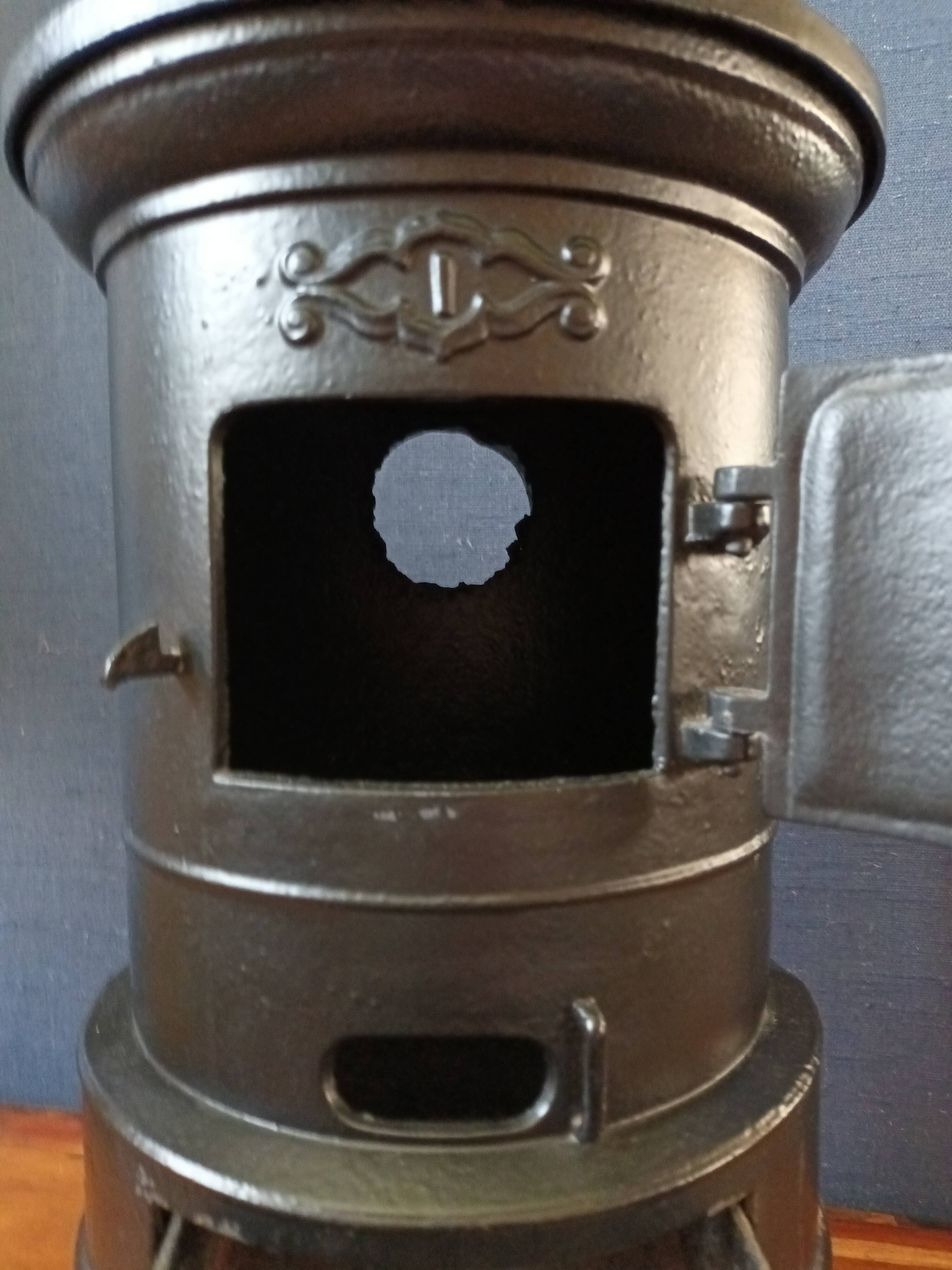 Cast iron stove