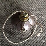 Mother-of-pearl suspension