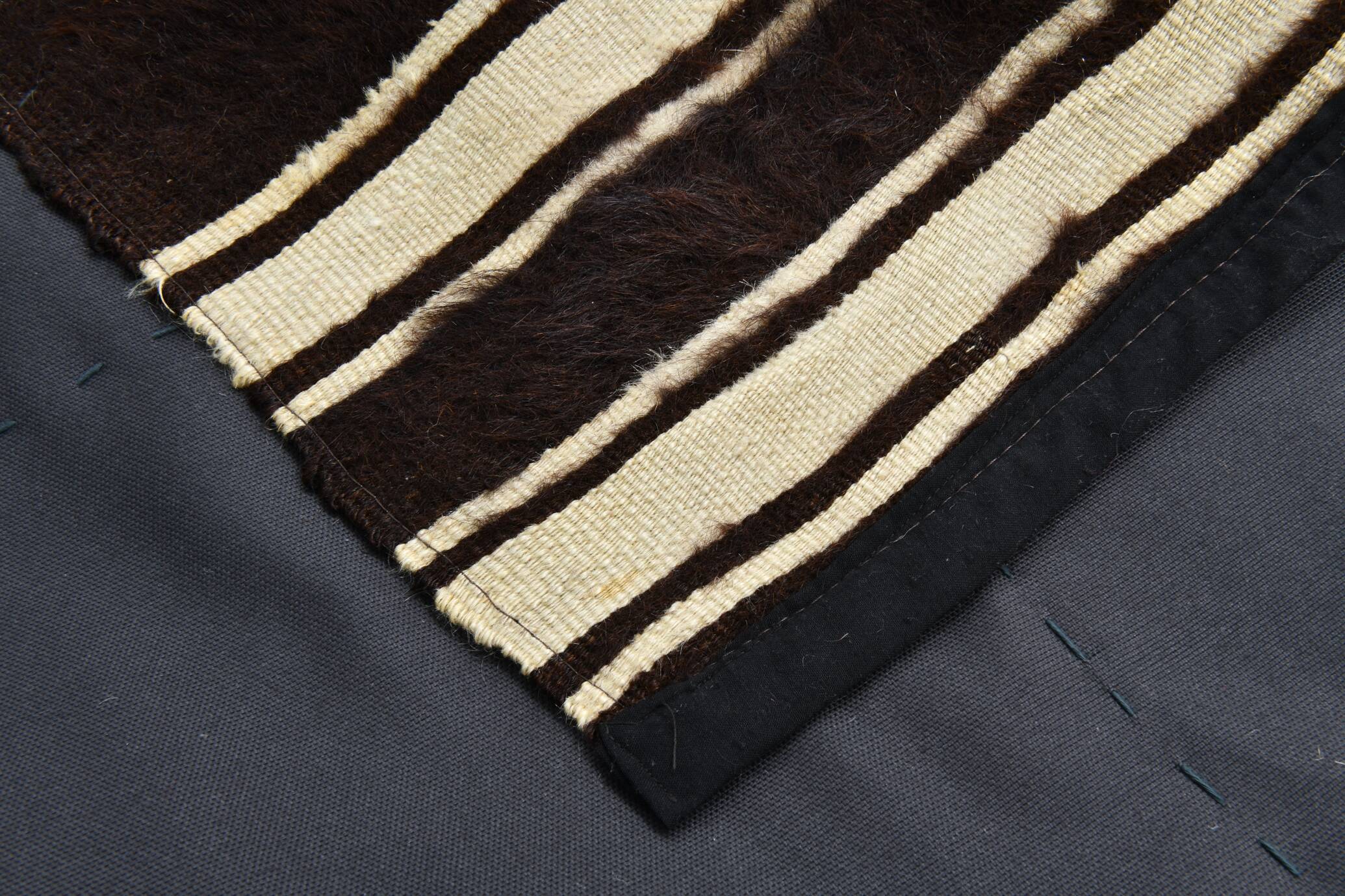 4x6 Brown & Beige Contemporary Kilim Rug, 127x176Cm