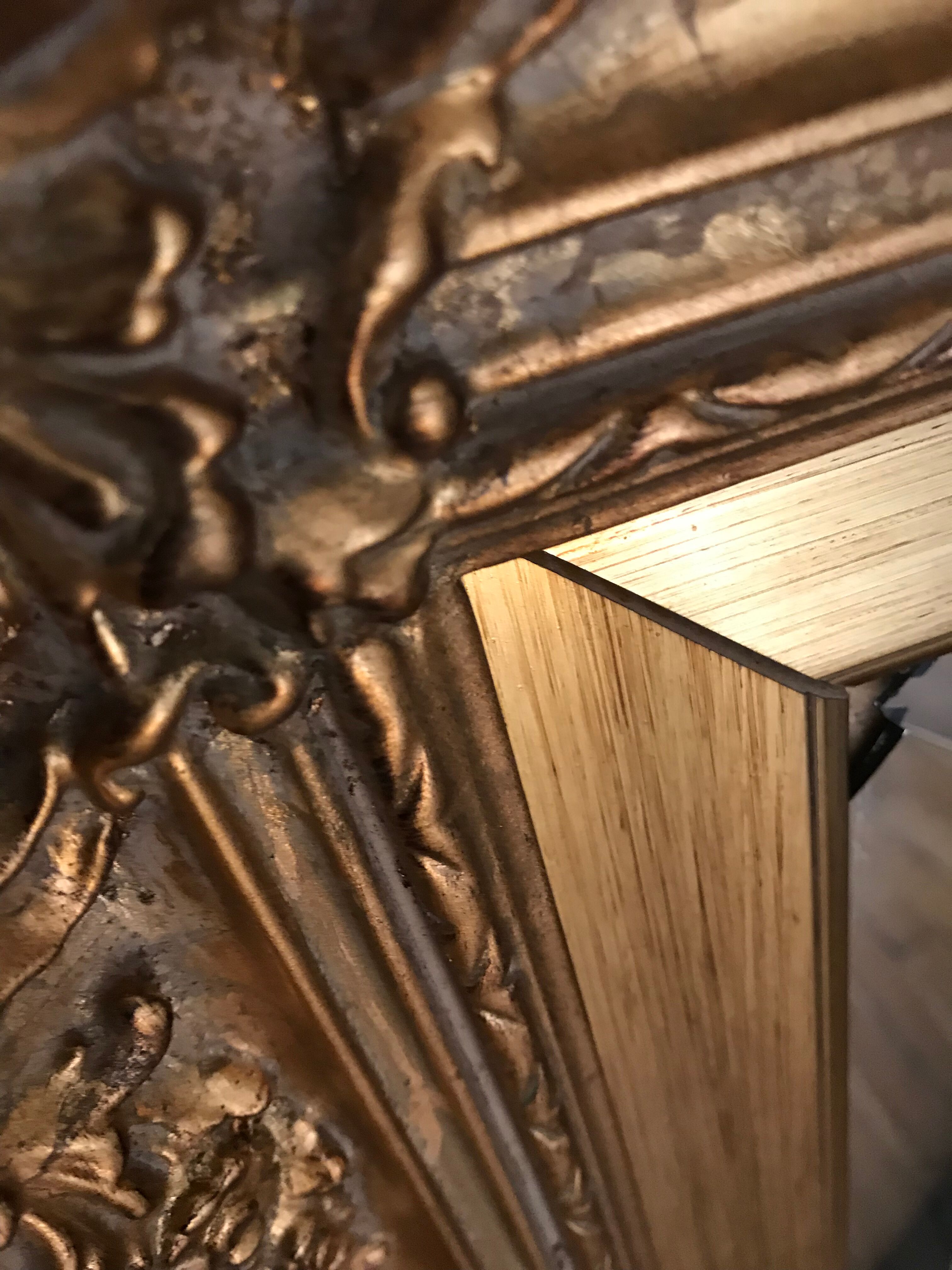 Carved gilded mirror - 76cm x 95cm