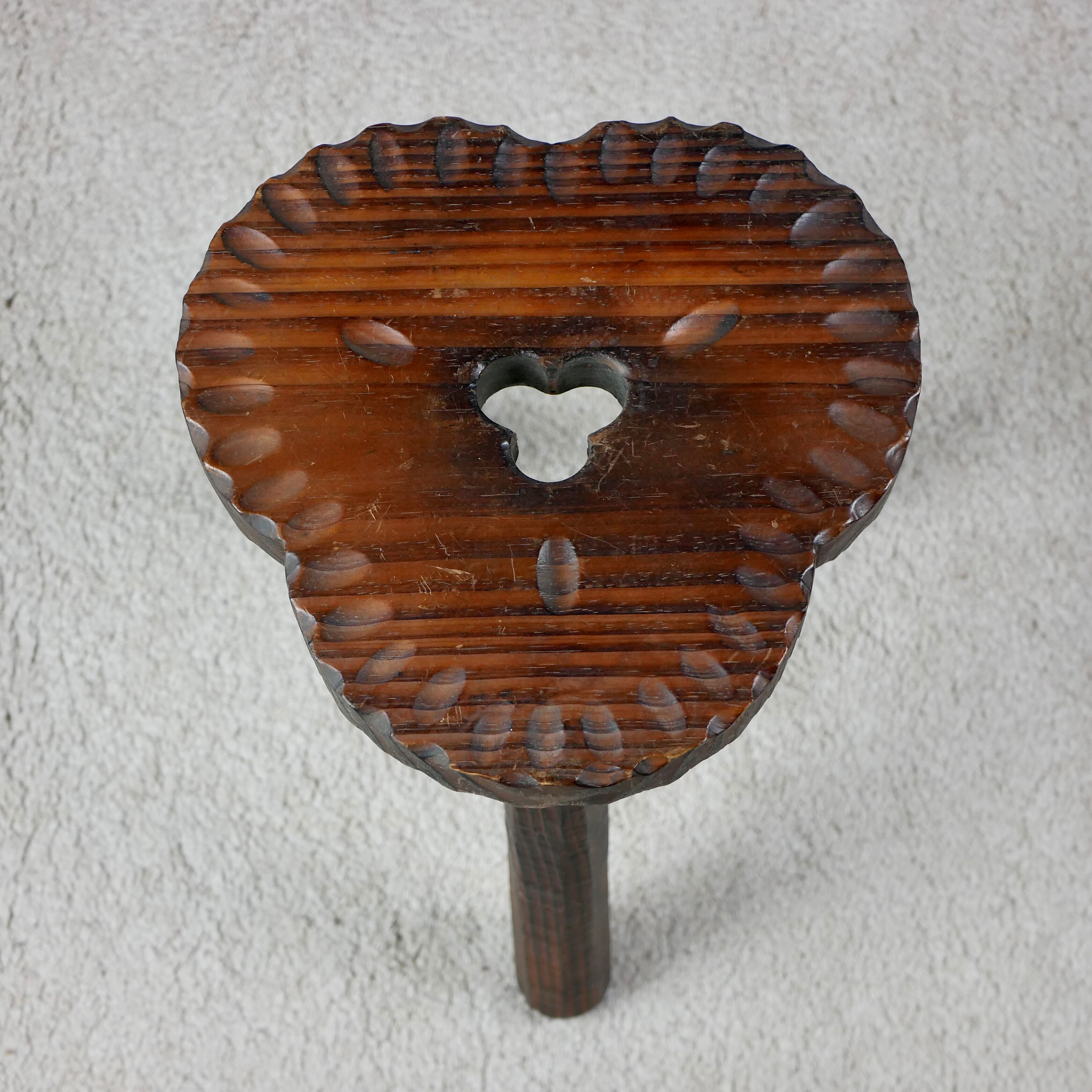 Paire de tabourets en bois, art populaire espagnol
