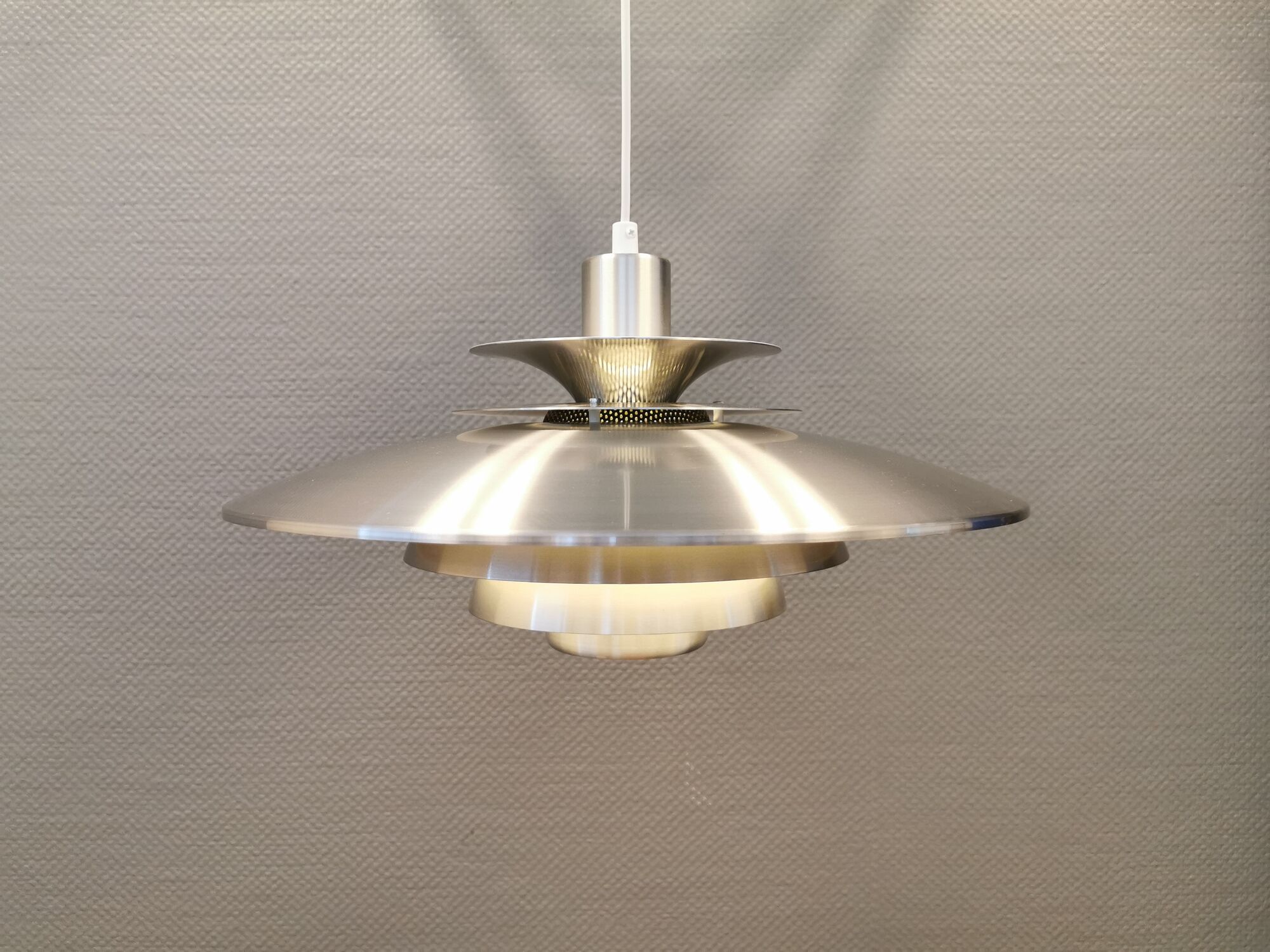 Verona hanging lamp, made by Danish Jeka, in the 1980