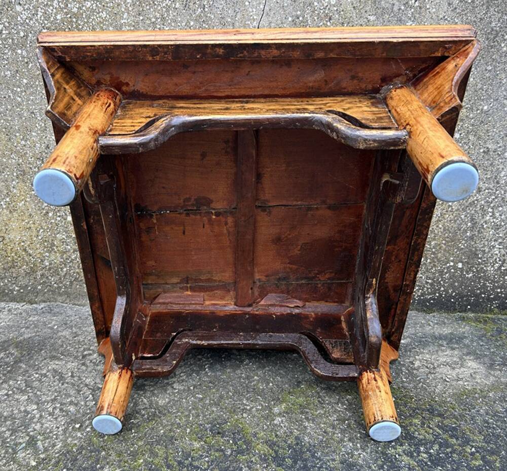 Small Chinese Kang or offering table, late 19th century.