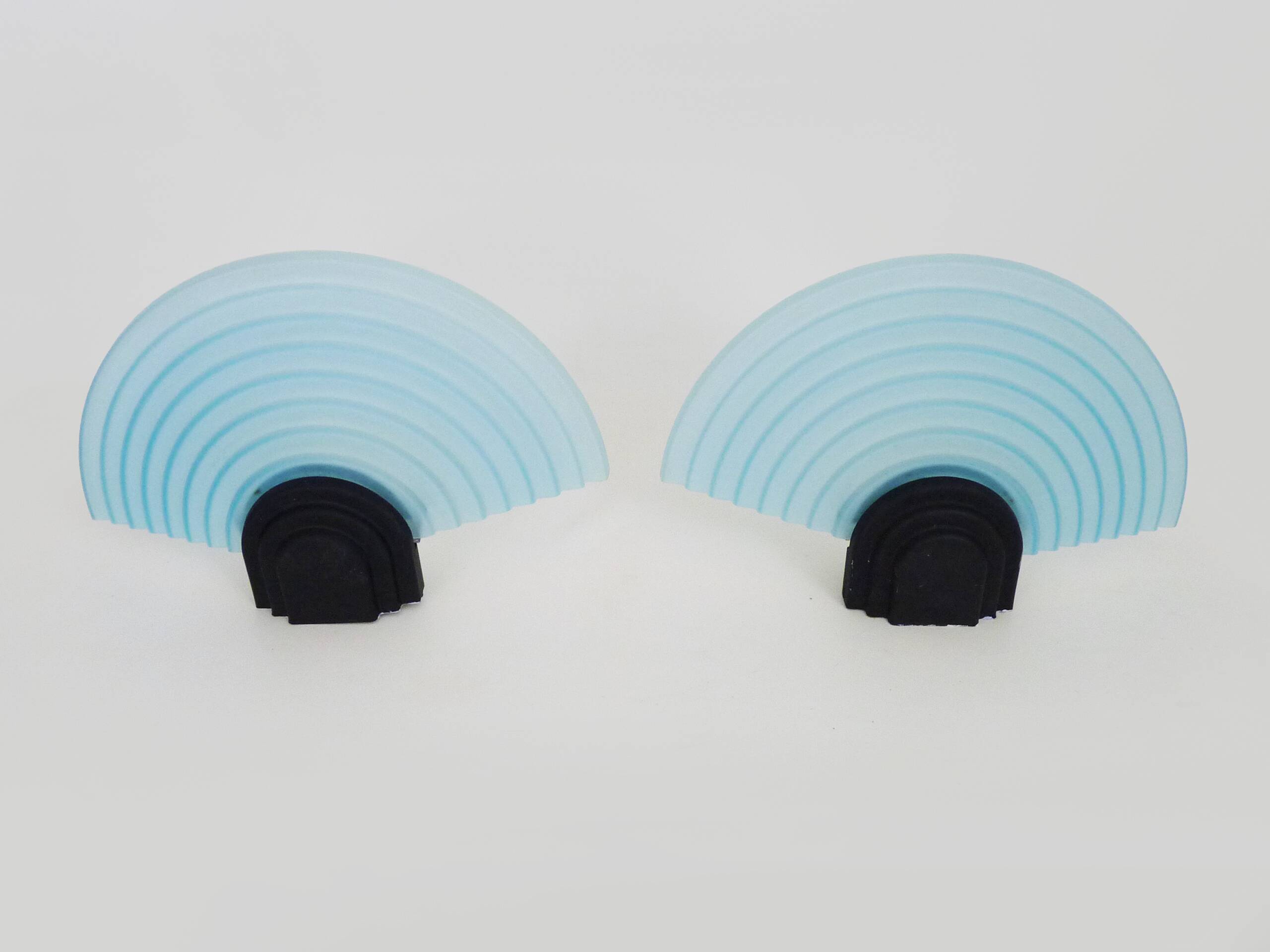 Pair of AV Mazzega wall lights in blue Murano glass. 1980s