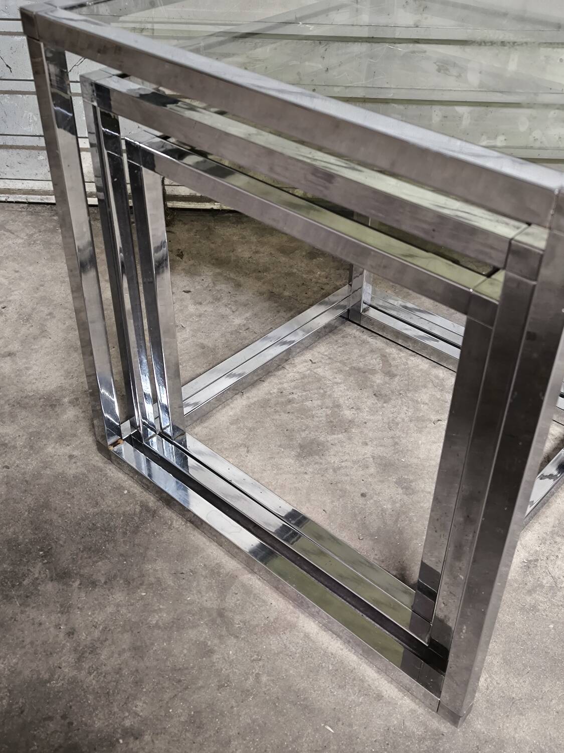 Vintage nesting tables